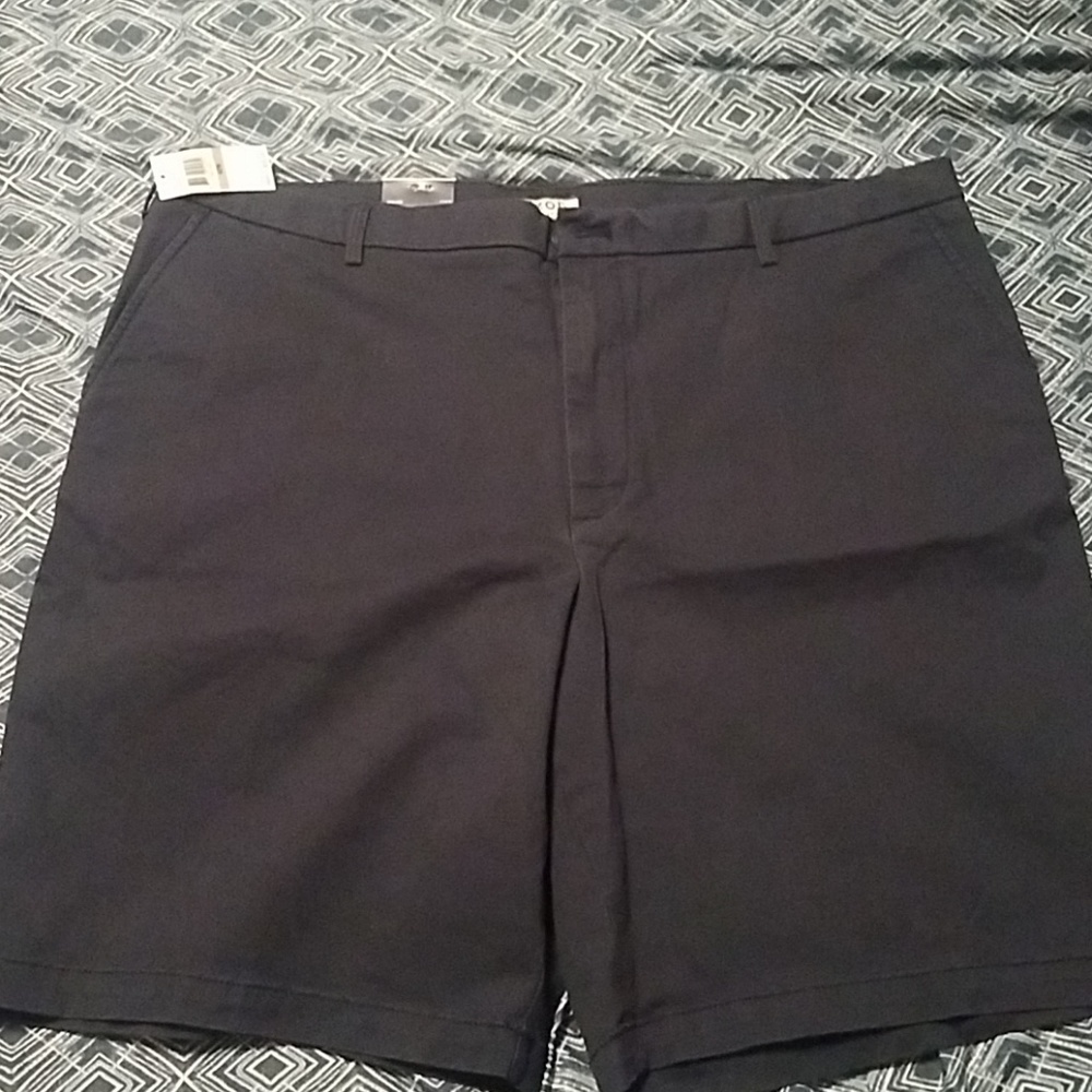 Izod men's flat front shorts